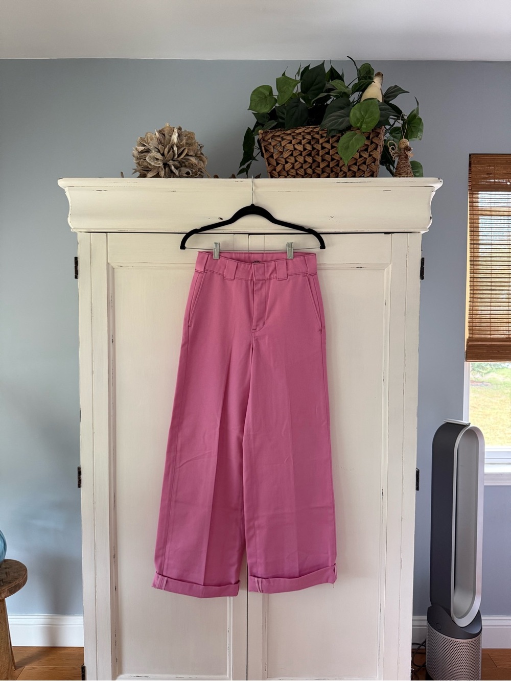 Dickies Women's Wide-Leg Pink Pants